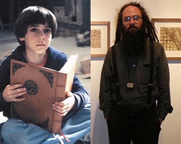 Barret Oliver Biography, Age, Height, Wife, Net Worth, Family