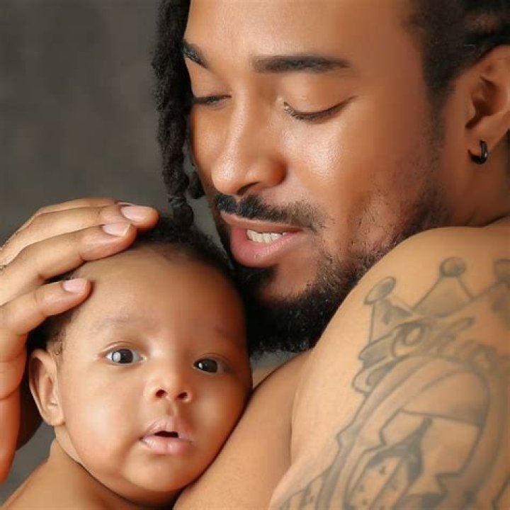 Bryan Okwara Biography, Age, Height, Net Worth, Family