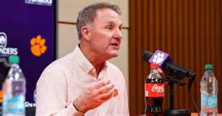 Chad Morris Biography, Age, Height, Wife, Net Worth, Family