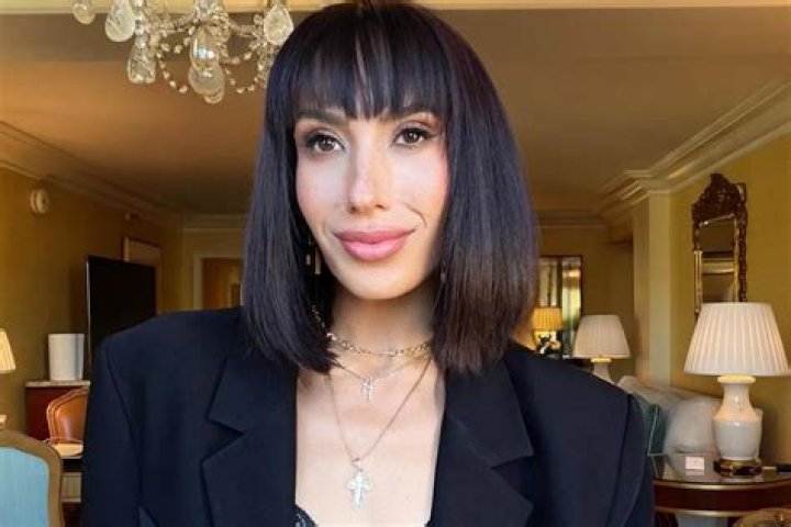 Cheryl Burke Biography, Age, Height, Husband, Net Worth, Family