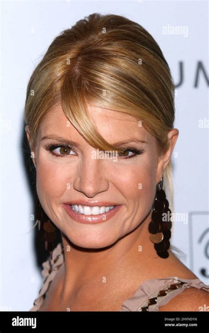 Dayna Devon Biography, Age, Height, Husband, Net Worth, Family