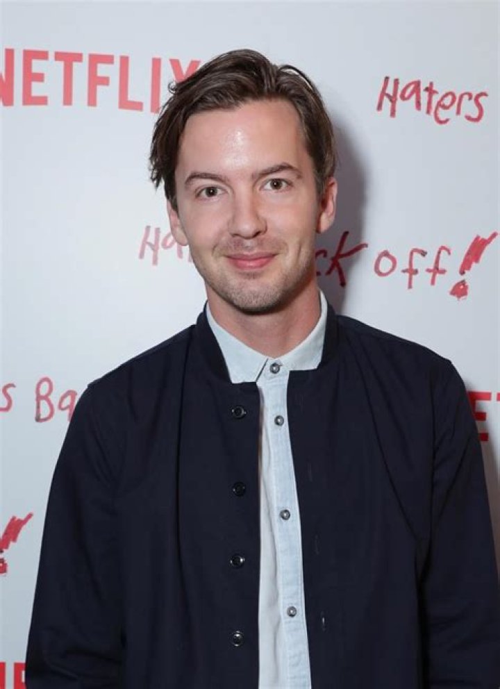 Erik Stocklin Biography, Age, Height, Wife, Net Worth, Family