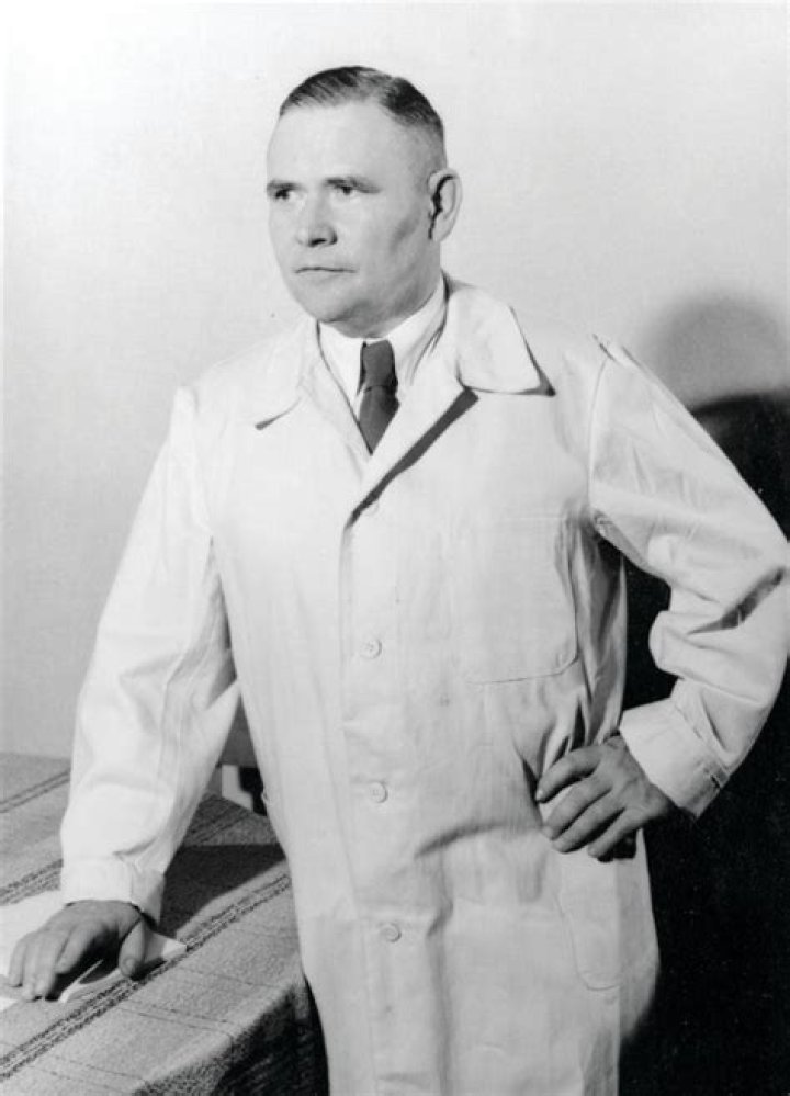 Gerhard Schrader Biography, Age, Height, Wife, Net Worth and Family