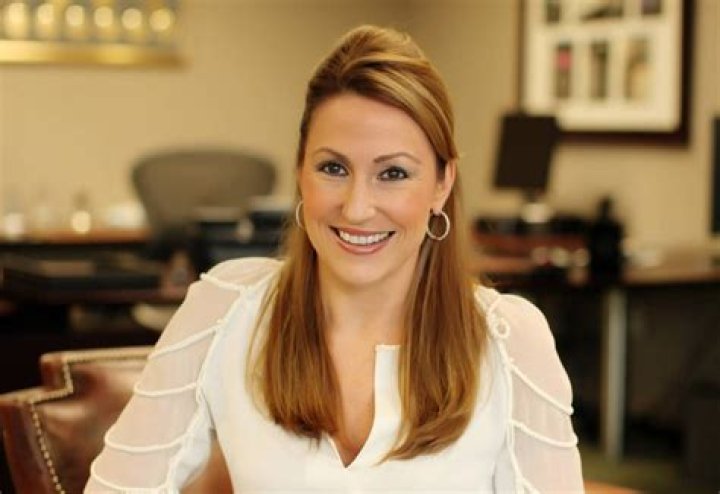 Heather Bresch biografía, edad, altura, esposa, net worth, familia