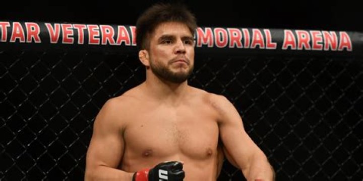 Henry Cejudo Biography, Age, Height, Wife, Net Worth, Family
