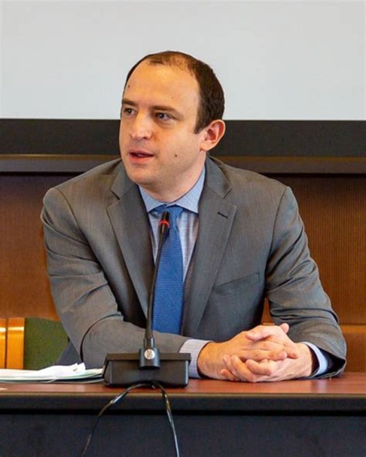 Ilya Sheyman Biography, Age, Height, Wife, Net Worth, Family