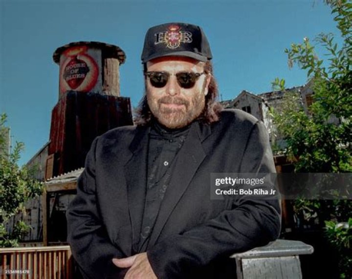 Isaac Tigrett biografía, edad, altura, esposo, net worth, familia