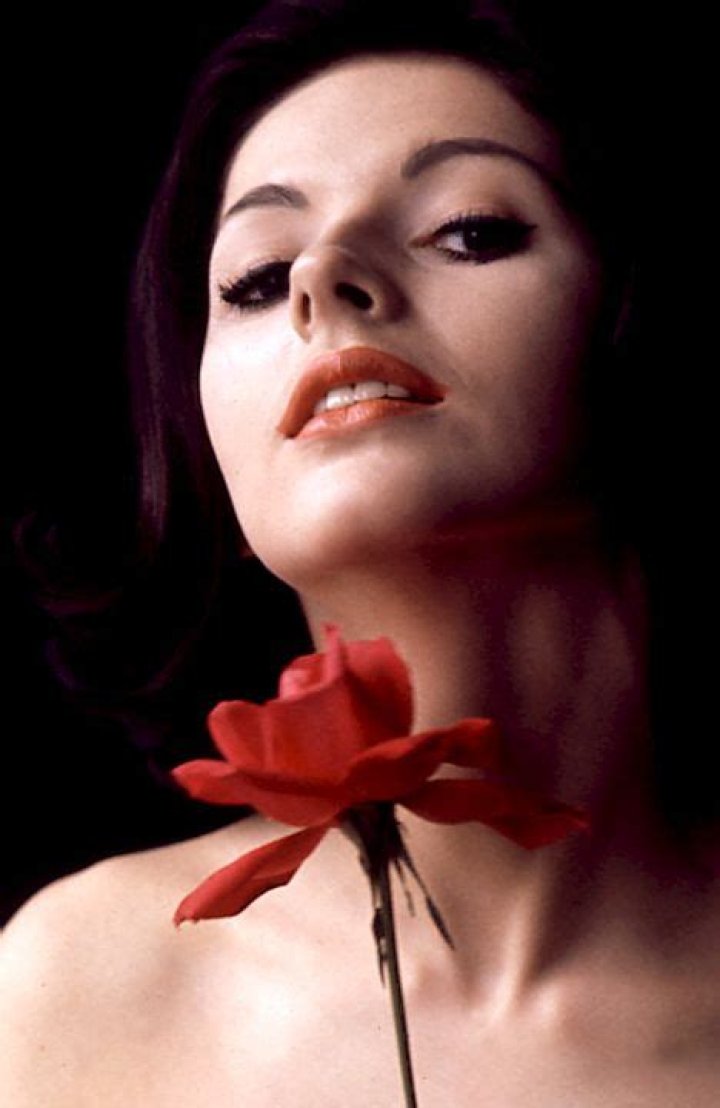 Joni Mattis Biography, Age, Height, Husband, Net Worth, Family