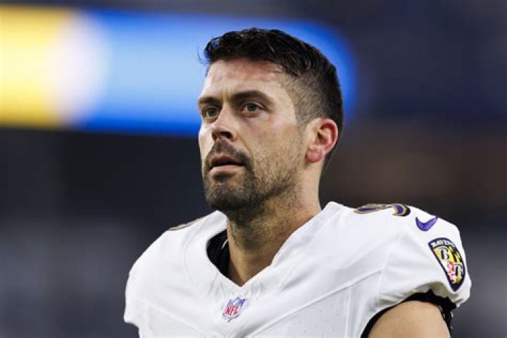 Justin Tucker Biography, Age, Height, Wife, Net Worth, Family