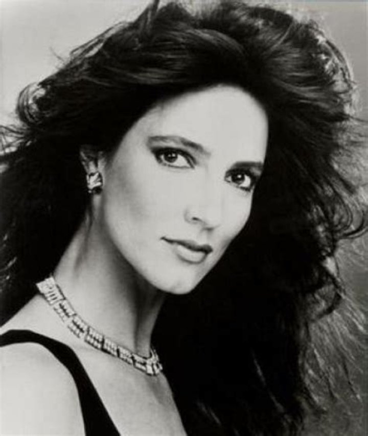 Madolyn Smith Biography, Age, Height, Husband, Net Worth, Family