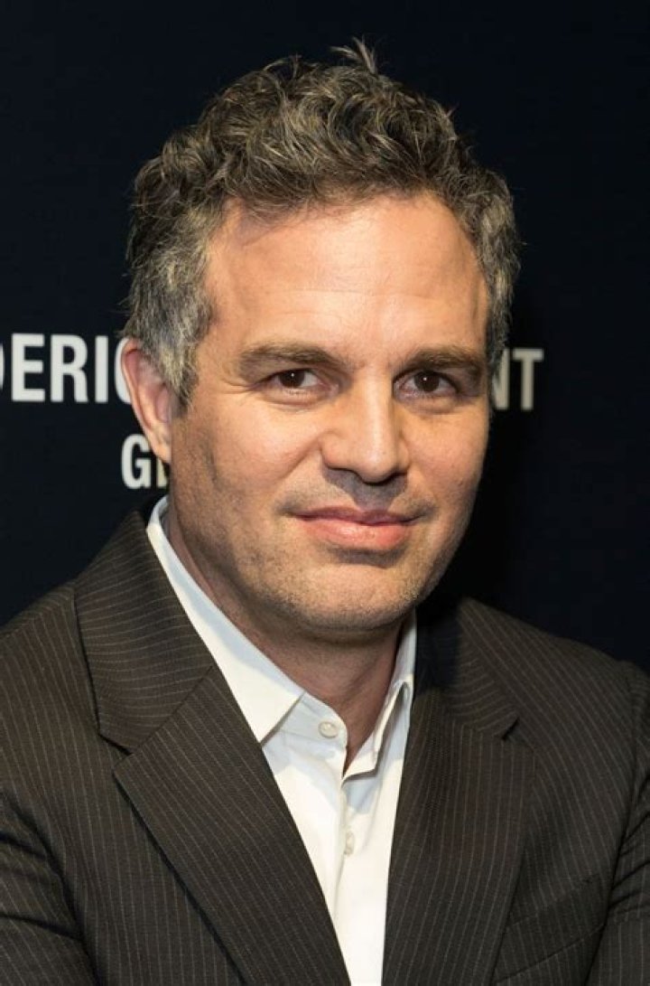 Mark Ruffalo Biography, Age, Height, Wife, Net Worth, Family