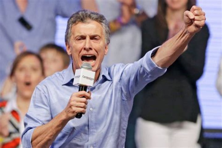 Mauricio Macri Biography, Age, Height, Wife, Net Worth, Family