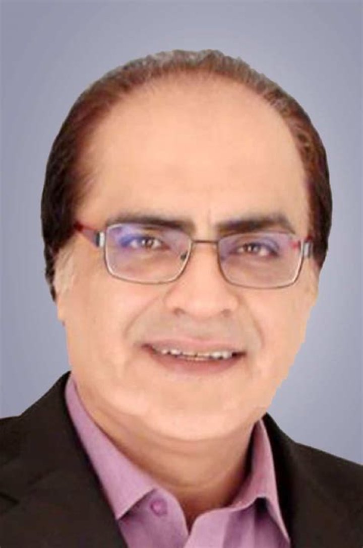 Mehmood Aslam Biography, Age, Height, Wife, Net Worth, Family