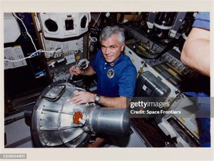 Michael R. Clifford Biography, Age, Height, Wife, Net Worth, Family