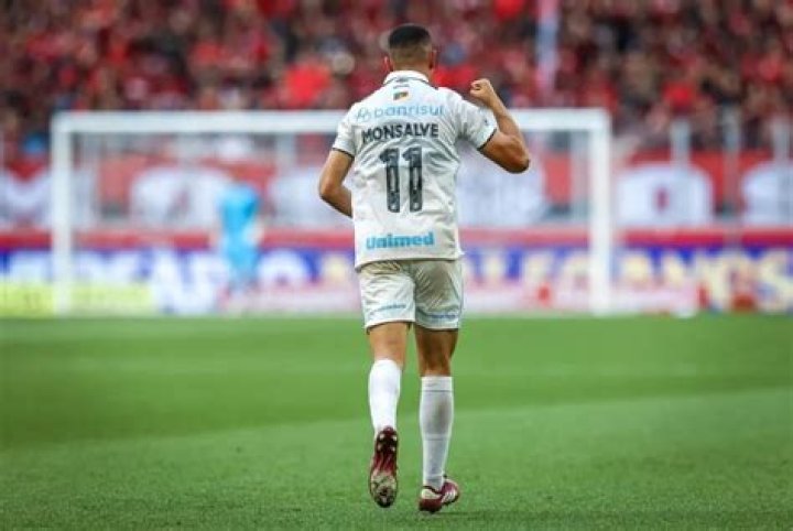 Miguel Monsalve Biography, Age, Height, Wife, Net Worth, Family