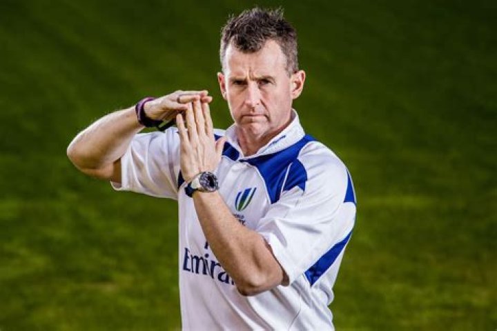 Nigel Owens Biography, Age, Height, Wife, Net Worth, Family
