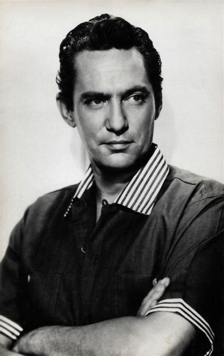 Peter Finch Biography, Age, Height, Wife, Net Worth, Family