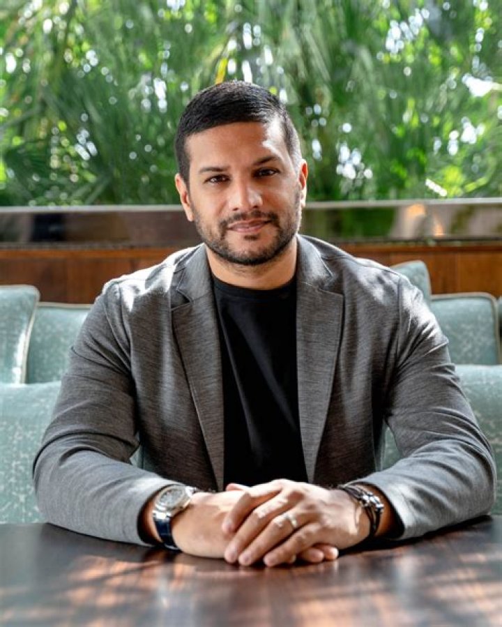 Rizwan Kassim Biography, Age, Height, Wife, Net Worth, Family