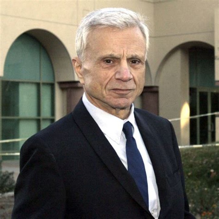 Robert Blake Biography, Age, Height, Wife, Net Worth, Family