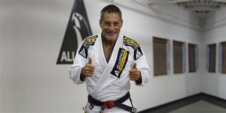 Romero Cavalcanti Biography, Age, Height, Wife, Net Worth, Family