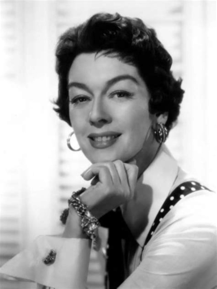 Rosalind Russell biografía, edad, altura, esposa, net worth, familia