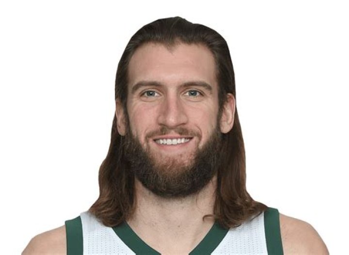 Spencer Hawes Biography, Age, Height, Wife, Net Worth, Family