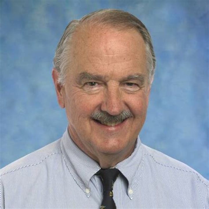 Stephen F. Brauer Biography, Age, Height, Wife, Net Worth and Family