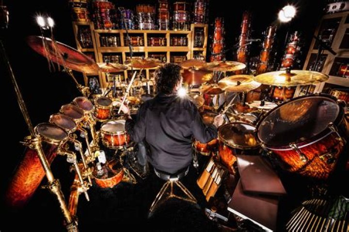 Todd Sucherman biografía, edad, altura, esposo, net worth, familia